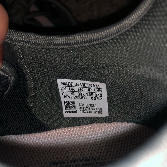 Adidas Tubular Shadow - Picture 3 of 3